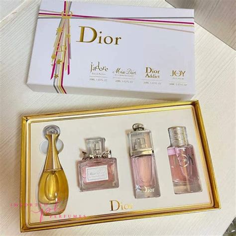 dior parfums kosmetiktasche|Dior perfume gift set.